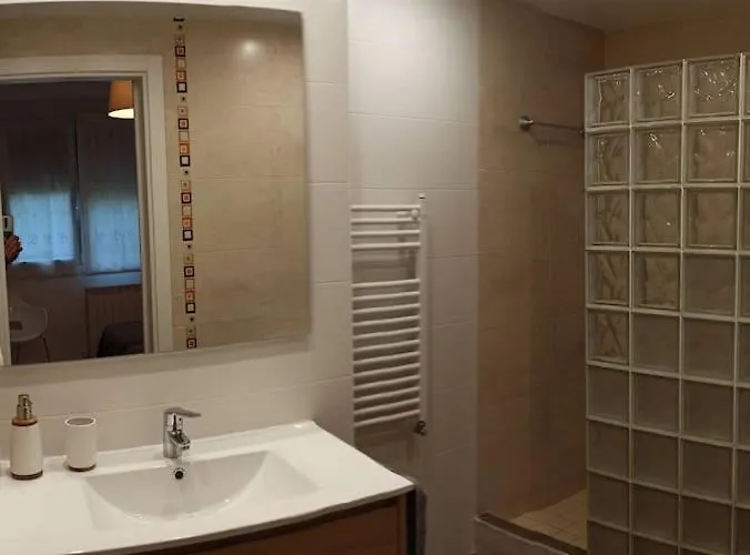 Acogedor Y Precioso + Parking Privado Appartement